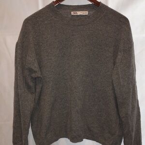 ZARA Gray Wool Blend Crew Neck Classic Pullover Sweater Minimalist Fall Fashion